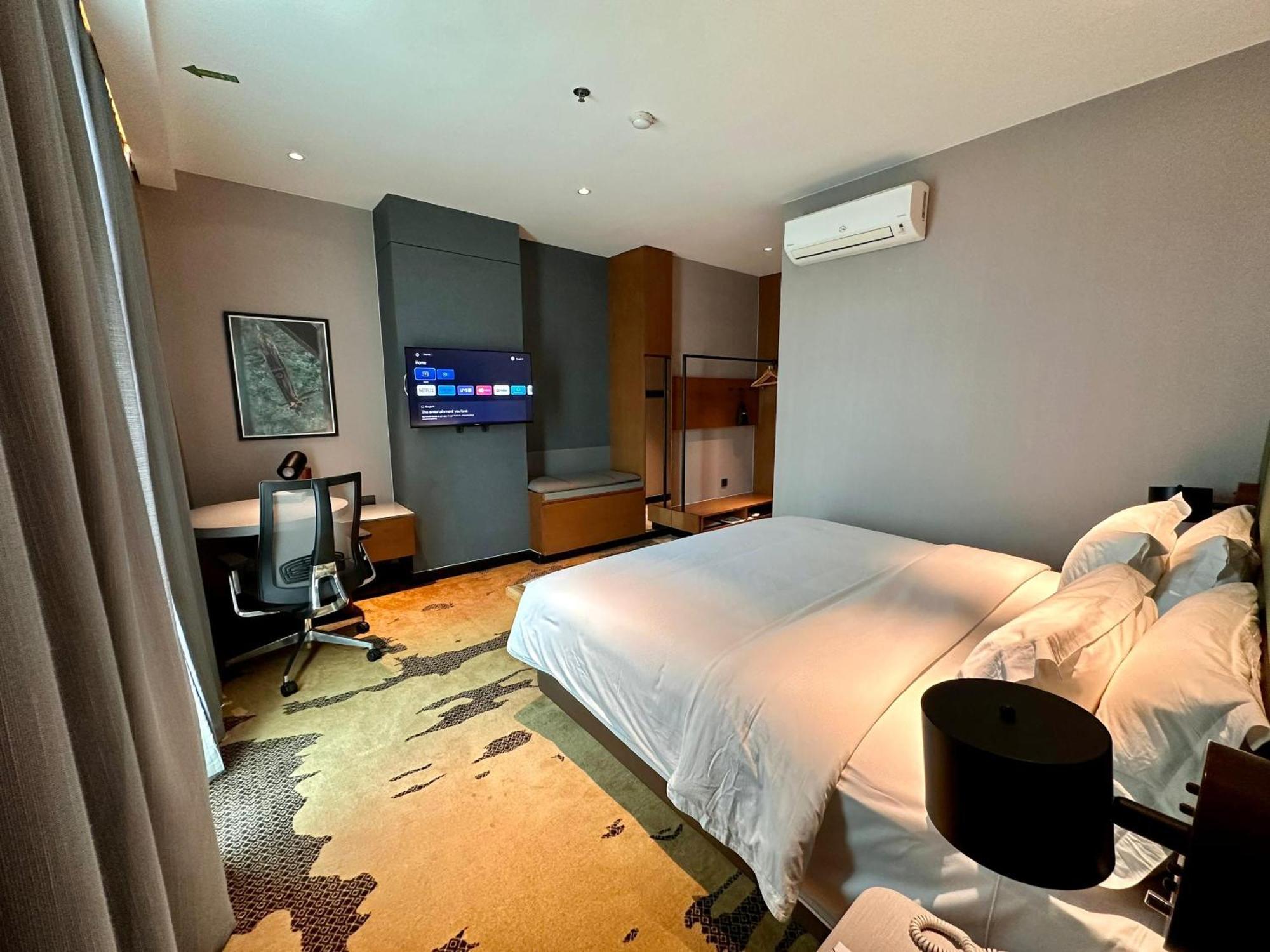 King Park Hotel Kota Kinabalu Exteriör bild