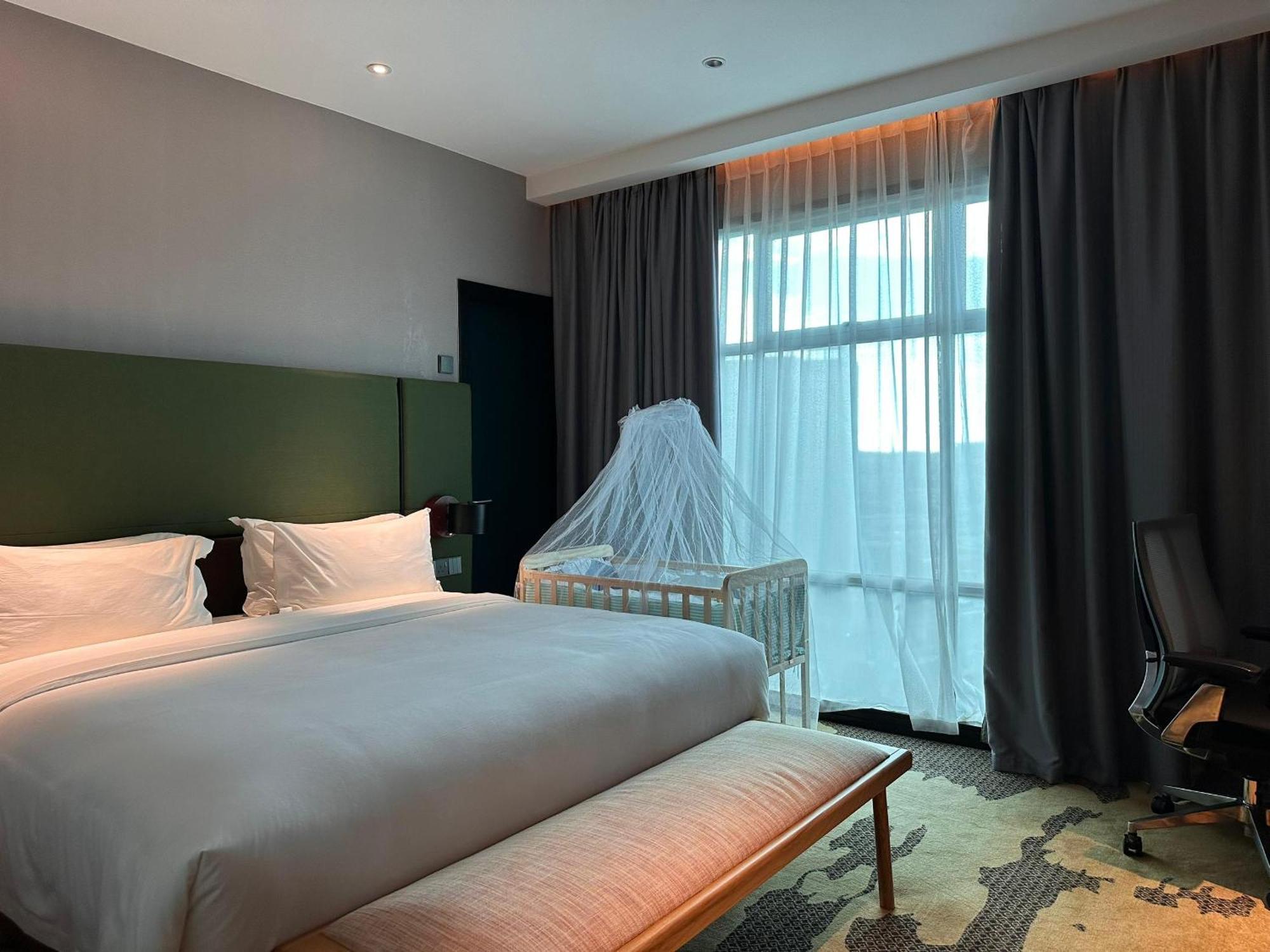 King Park Hotel Kota Kinabalu Exteriör bild