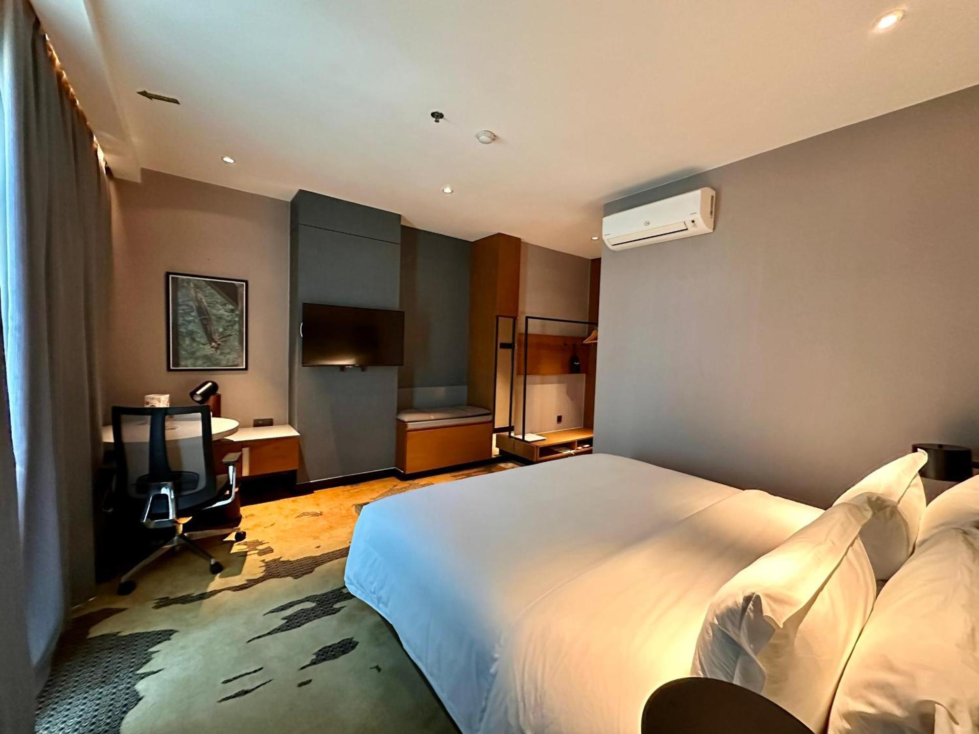 King Park Hotel Kota Kinabalu Exteriör bild