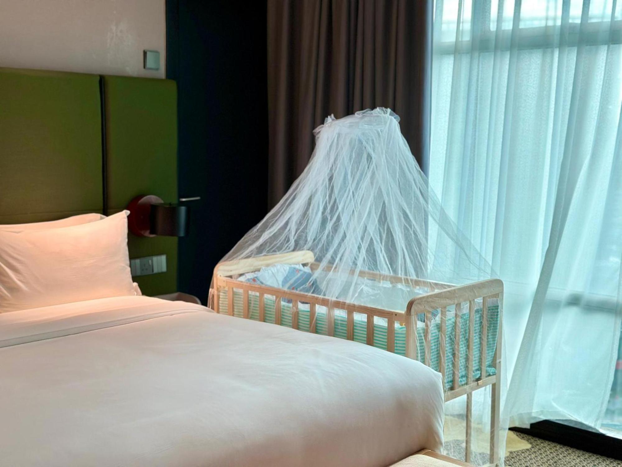 King Park Hotel Kota Kinabalu Exteriör bild